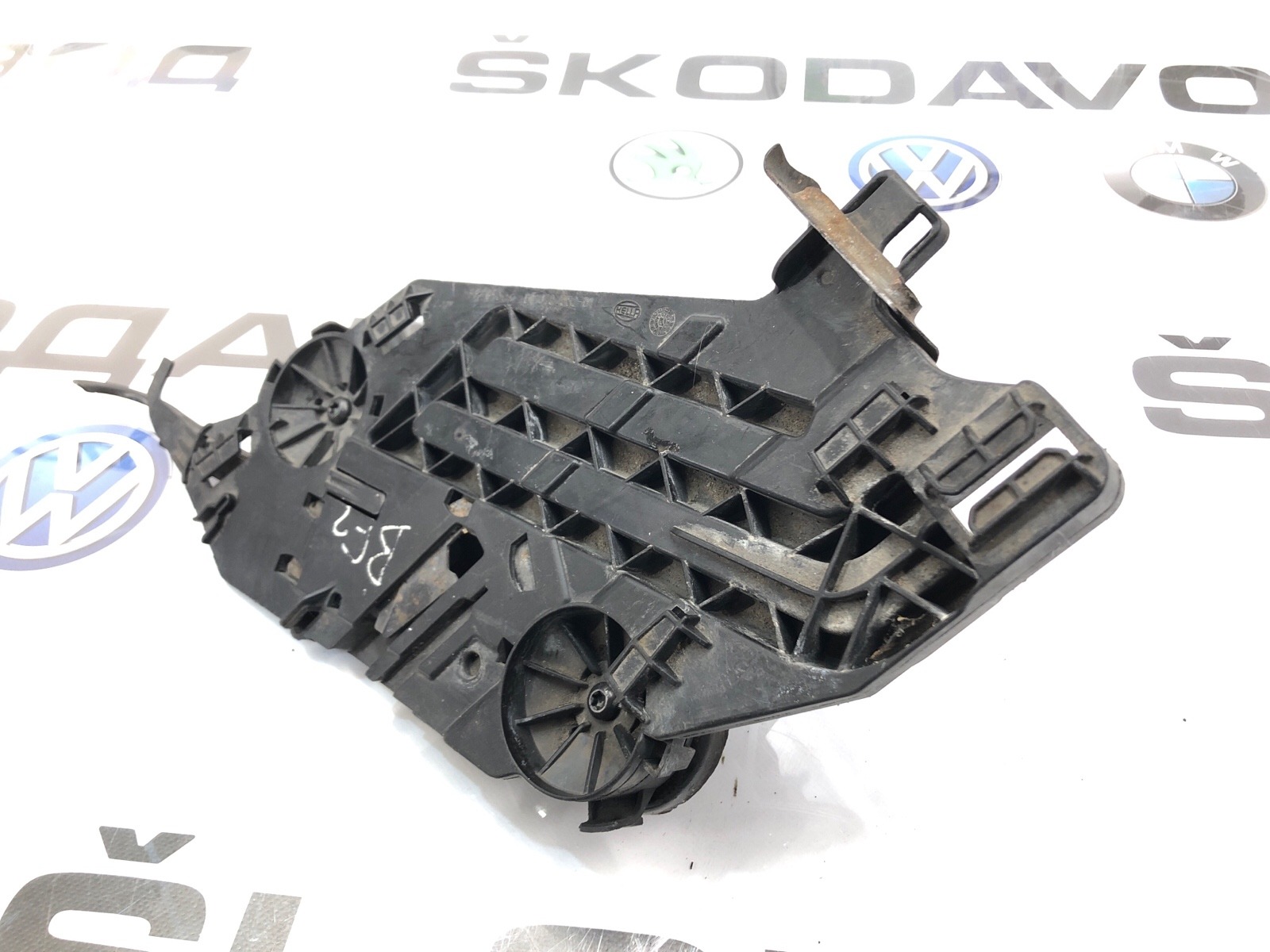 Площадка кронштейн фары, 4000 рублей, Москва