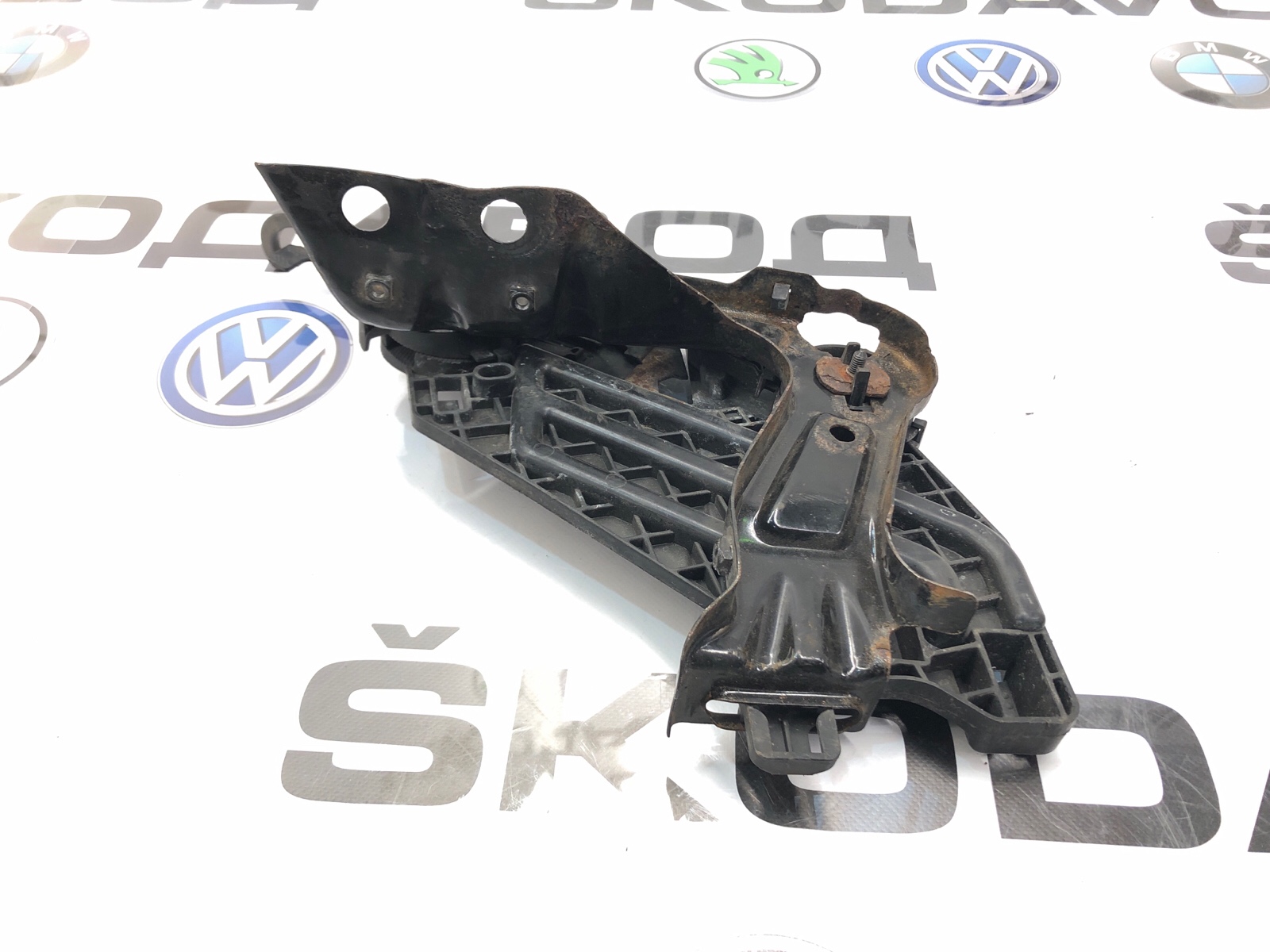 Площадка кронштейн фары, 4000 рублей, Москва