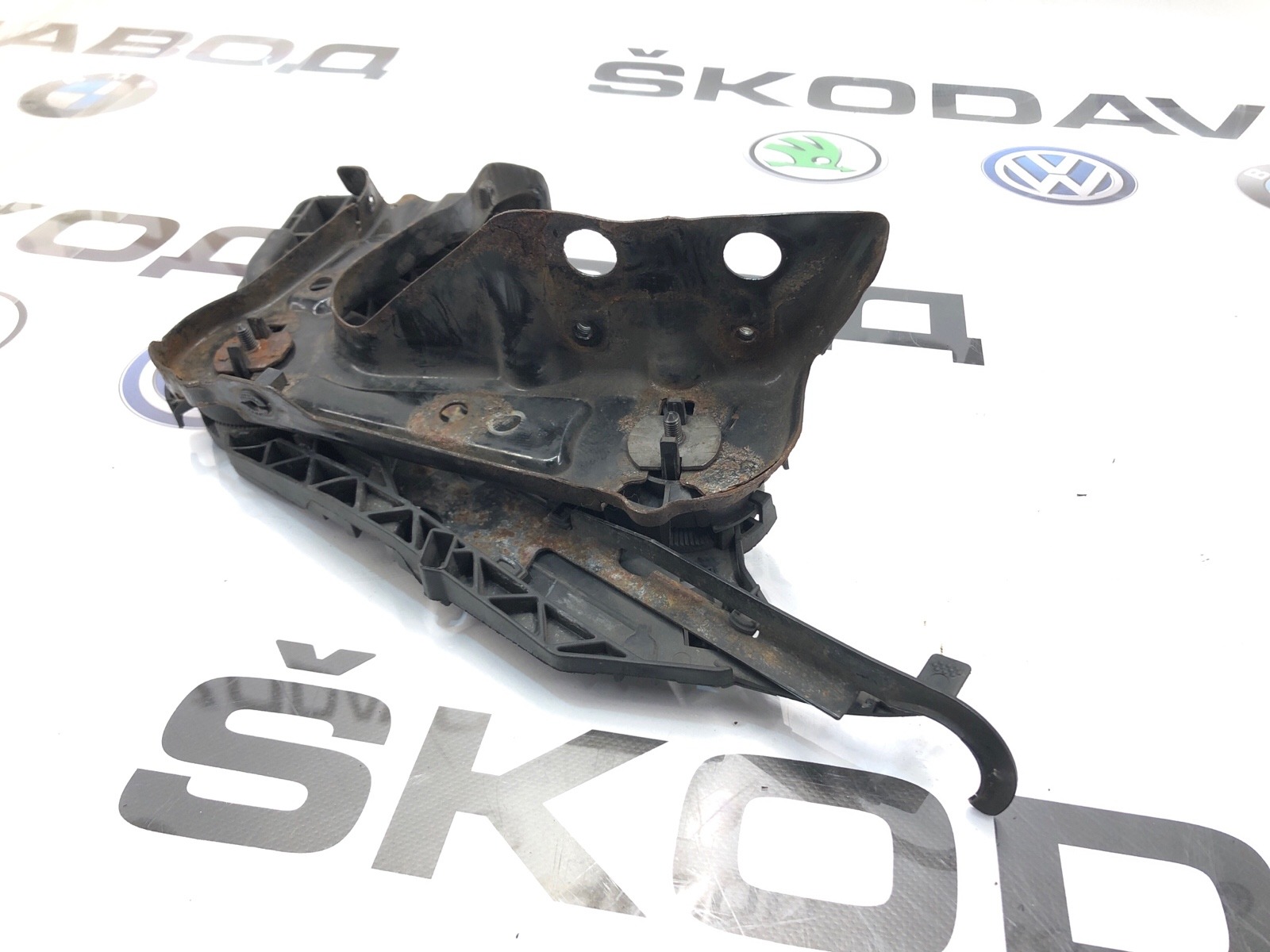 Площадка кронштейн фары, 4000 рублей, Москва