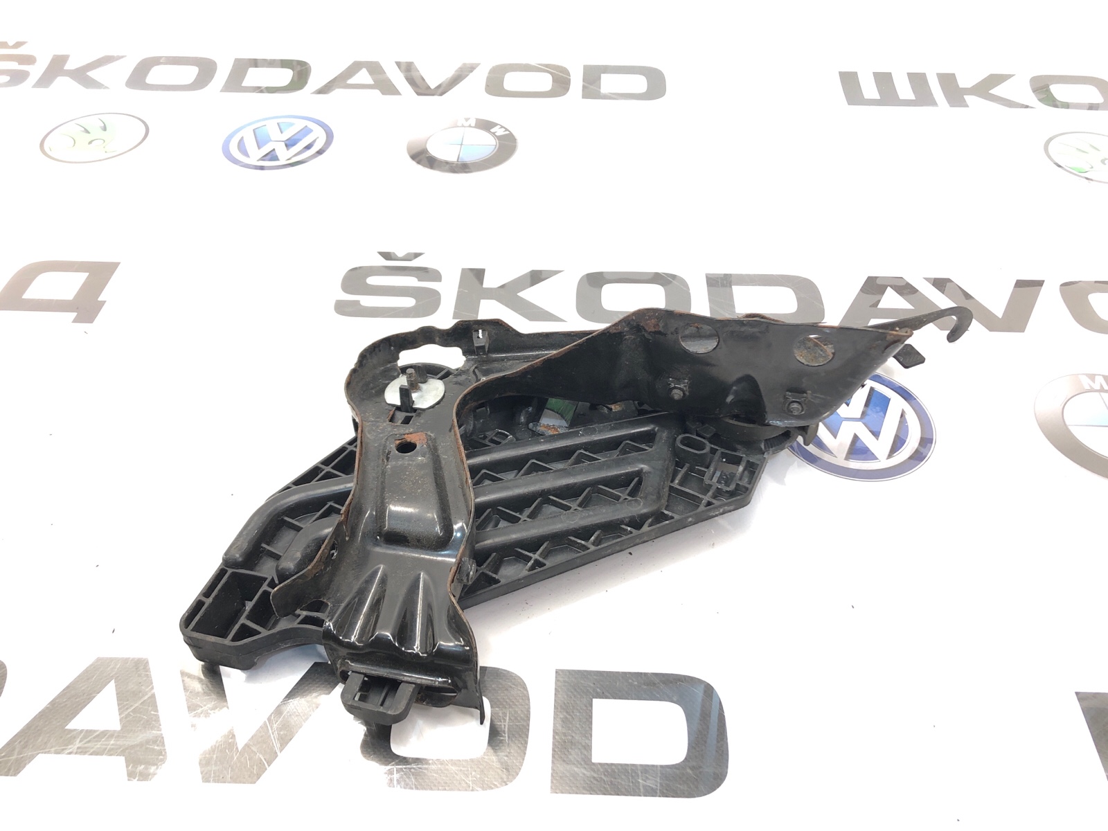 Площадка кронштейн фары, 4000 рублей, Москва