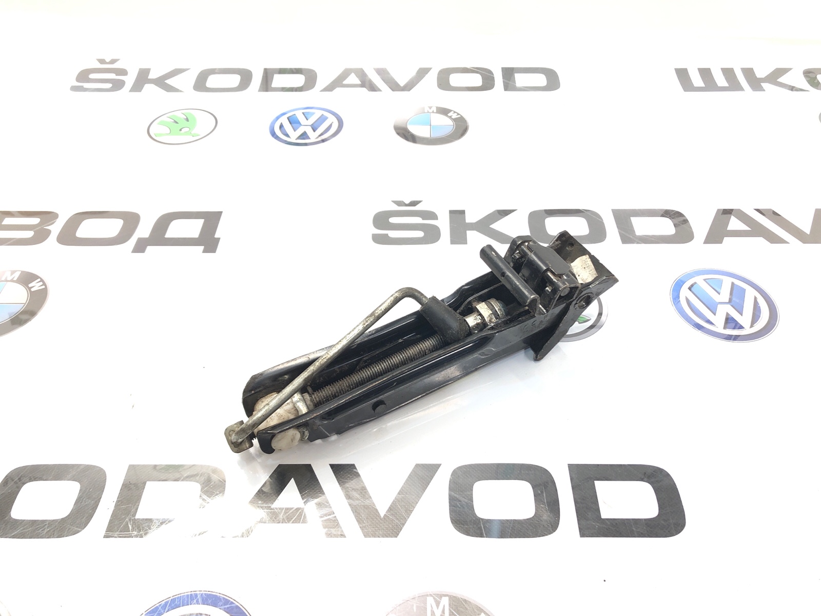 домкрат, 2500 рублей, Москва