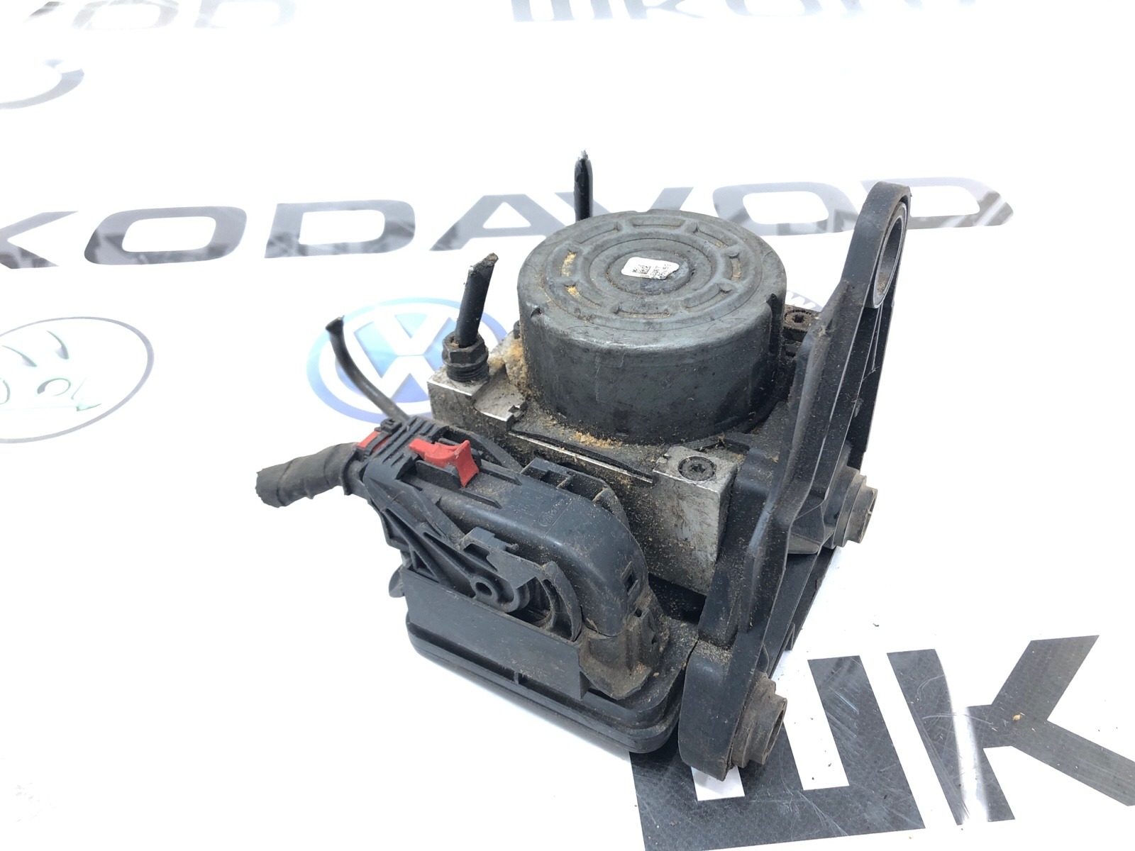 блок ABS, 4000 рублей, Москва