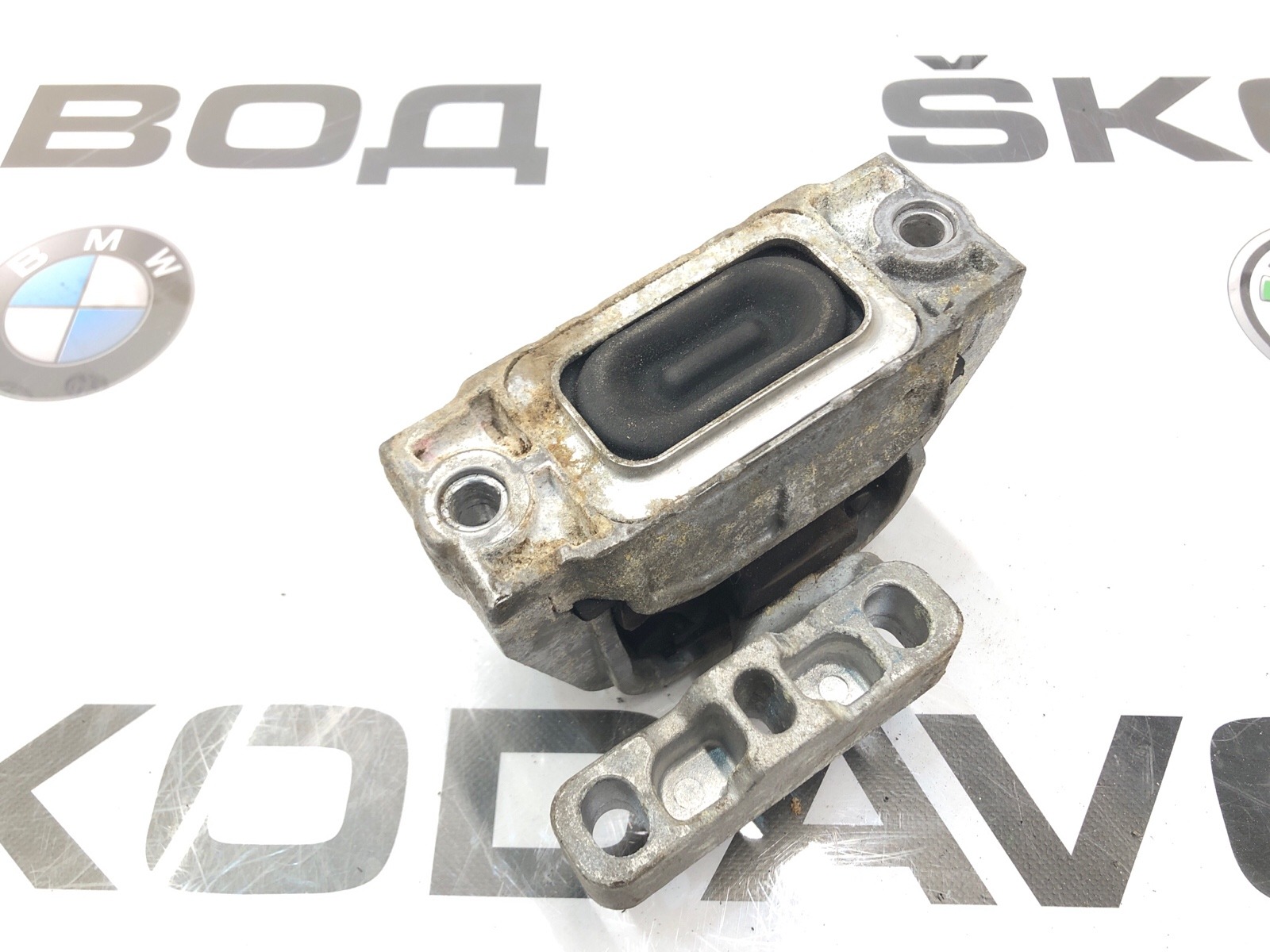 Опора двигателя, 1000 рублей, Москва