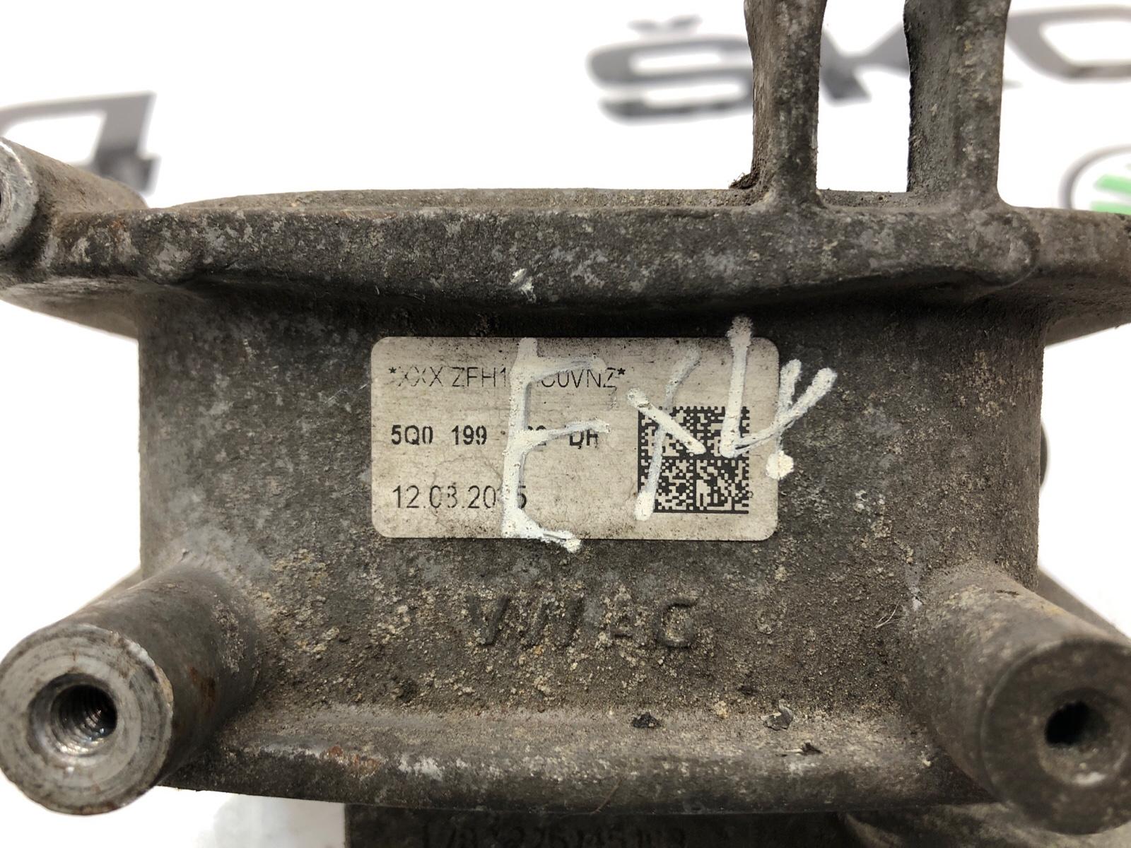 Опора двигателя, 2000 рублей, Москва