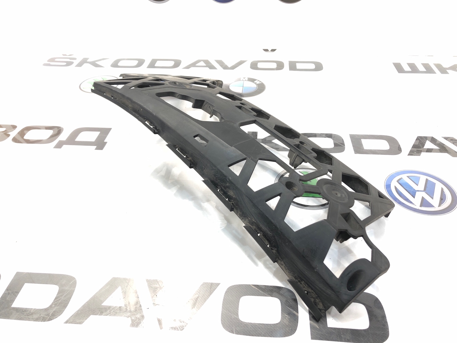 Направляющая бампера, 1200 рублей, Москва