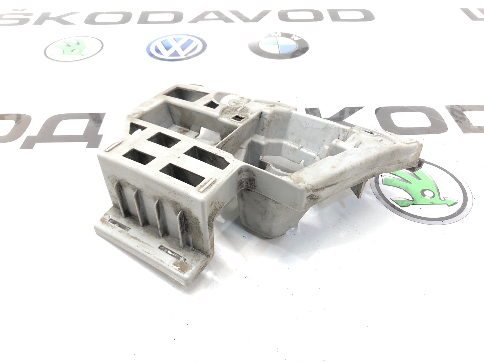 Кронштейн форсунки фароомывателя, 1000 рублей, Москва