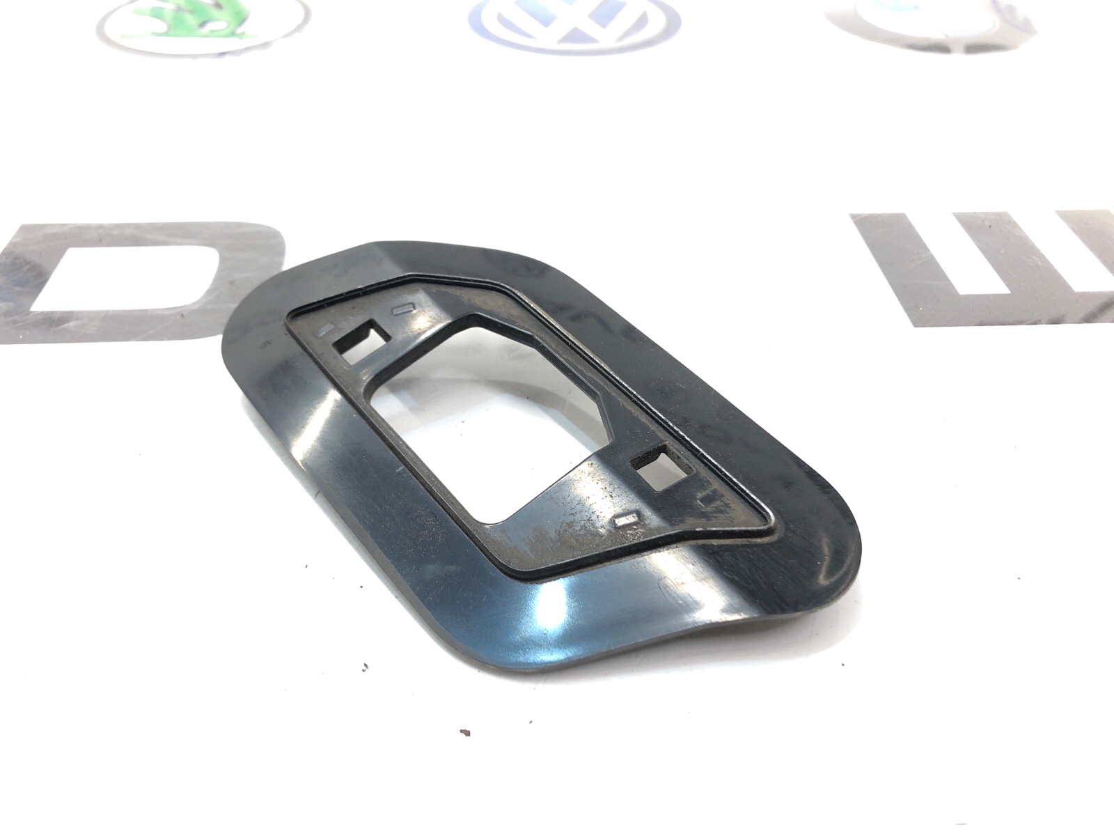 Кронштейн форсунки фароомывателя, 1000 рублей, Москва