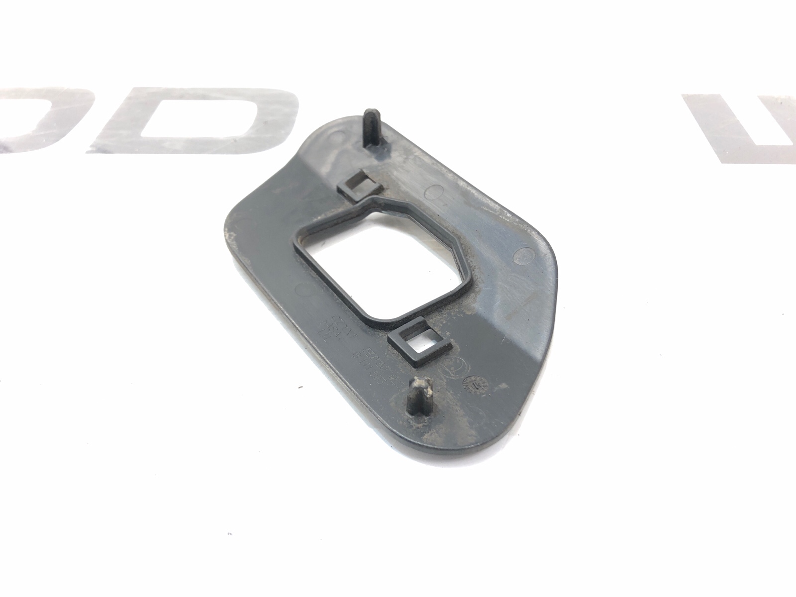 Кронштейн форсунки фароомывателя, 1000 рублей, Москва