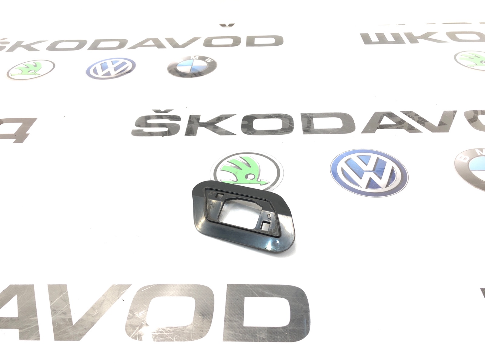 Кронштейн форсунки фароомывателя, 1000 рублей, Москва