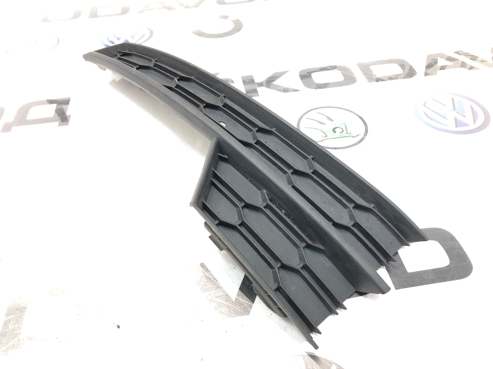 Накладка противотуманной фары ПТФ, 1500 рублей, Москва