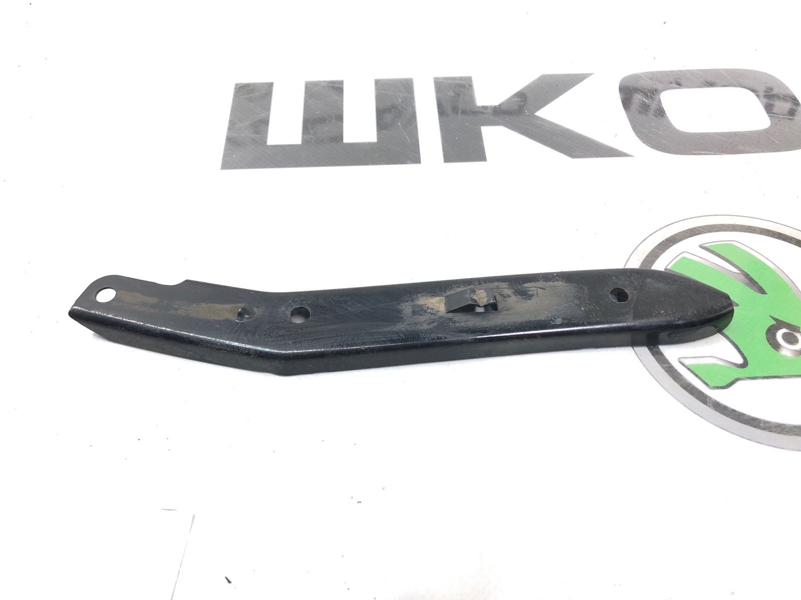 Кронштейн крыла, 1000 рублей, Москва