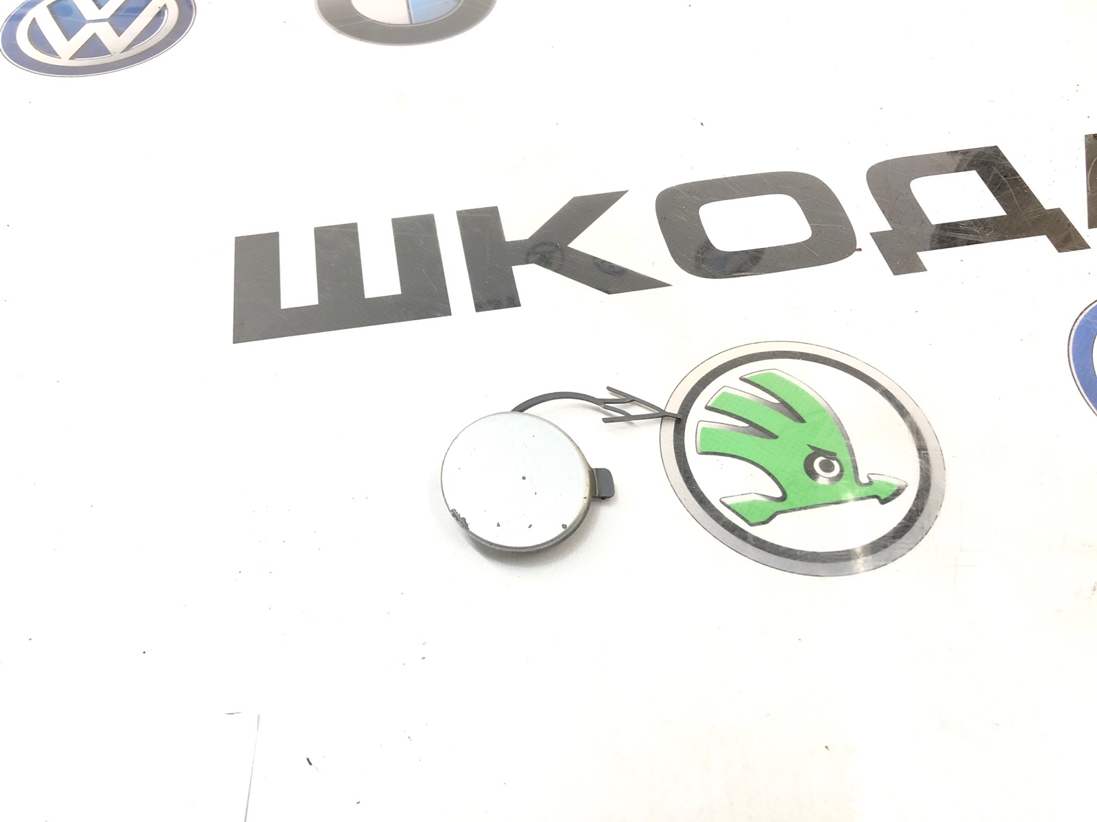 заглушка буксировочного крюка, 1000 рублей, Москва