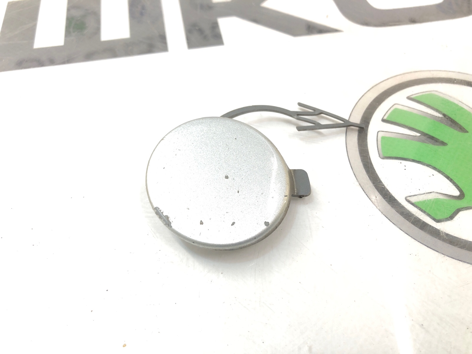 заглушка буксировочного крюка, 1000 рублей, Москва