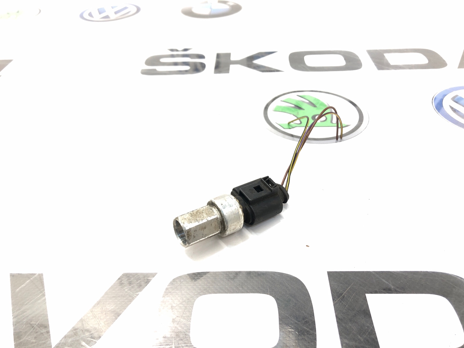 Датчик давления хладагента, 1500 рублей, Москва