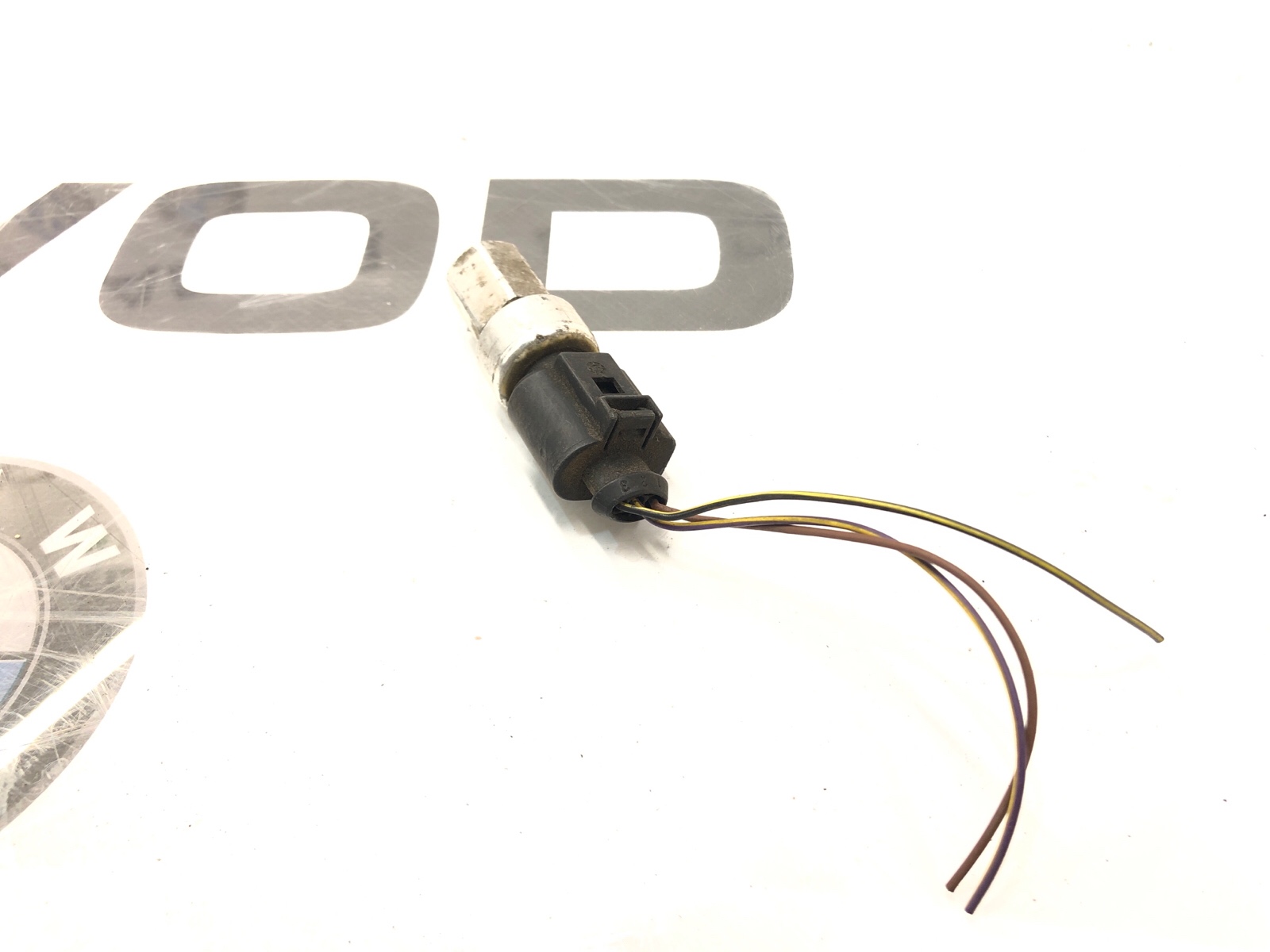 Датчик давления хладагента, 1500 рублей, Москва