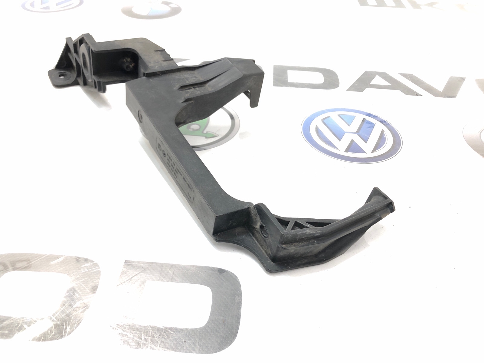 Кронштейн передней панели, 2000 рублей, Москва