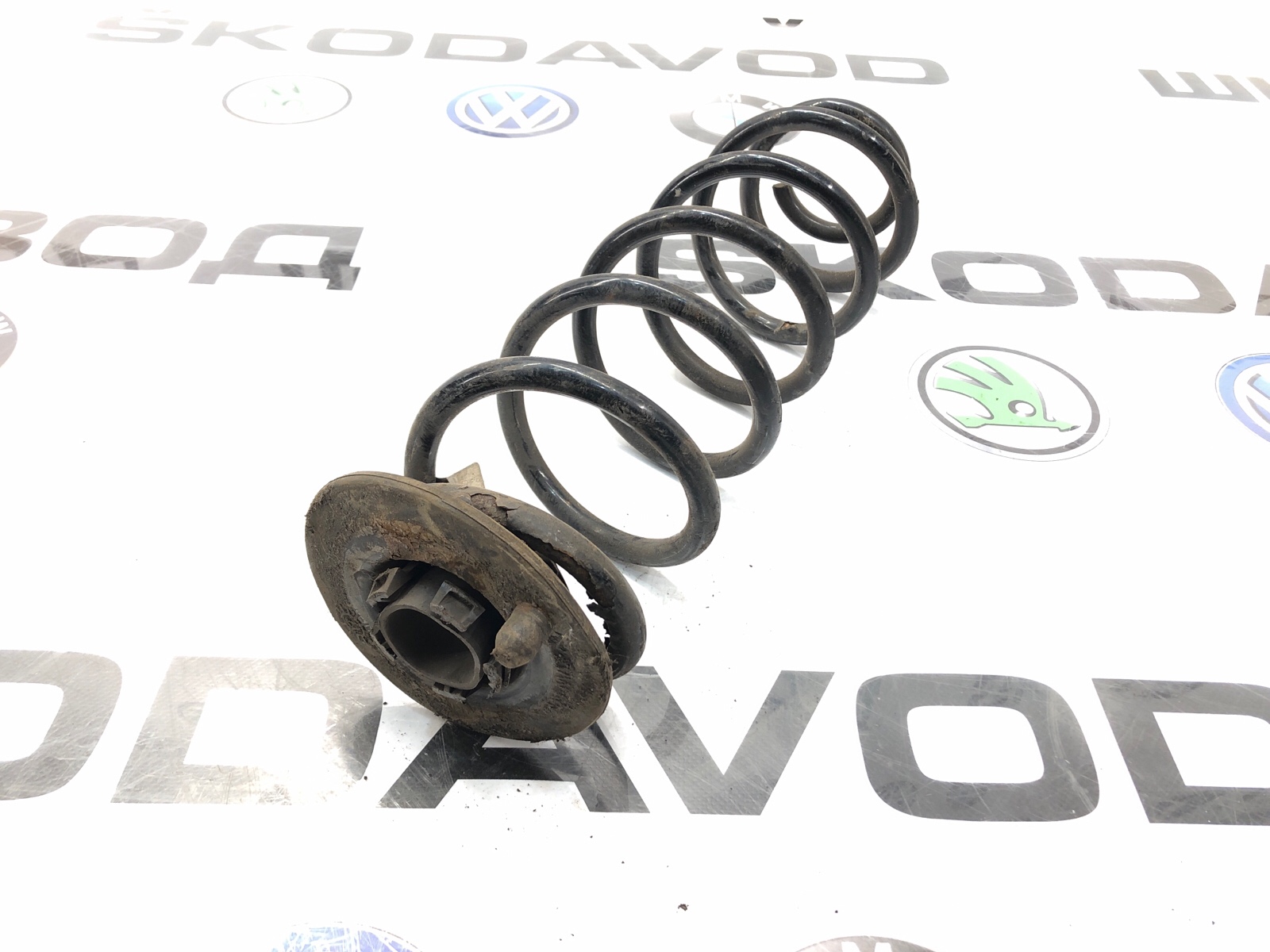 Пружина подвески, 1500 рублей, Москва