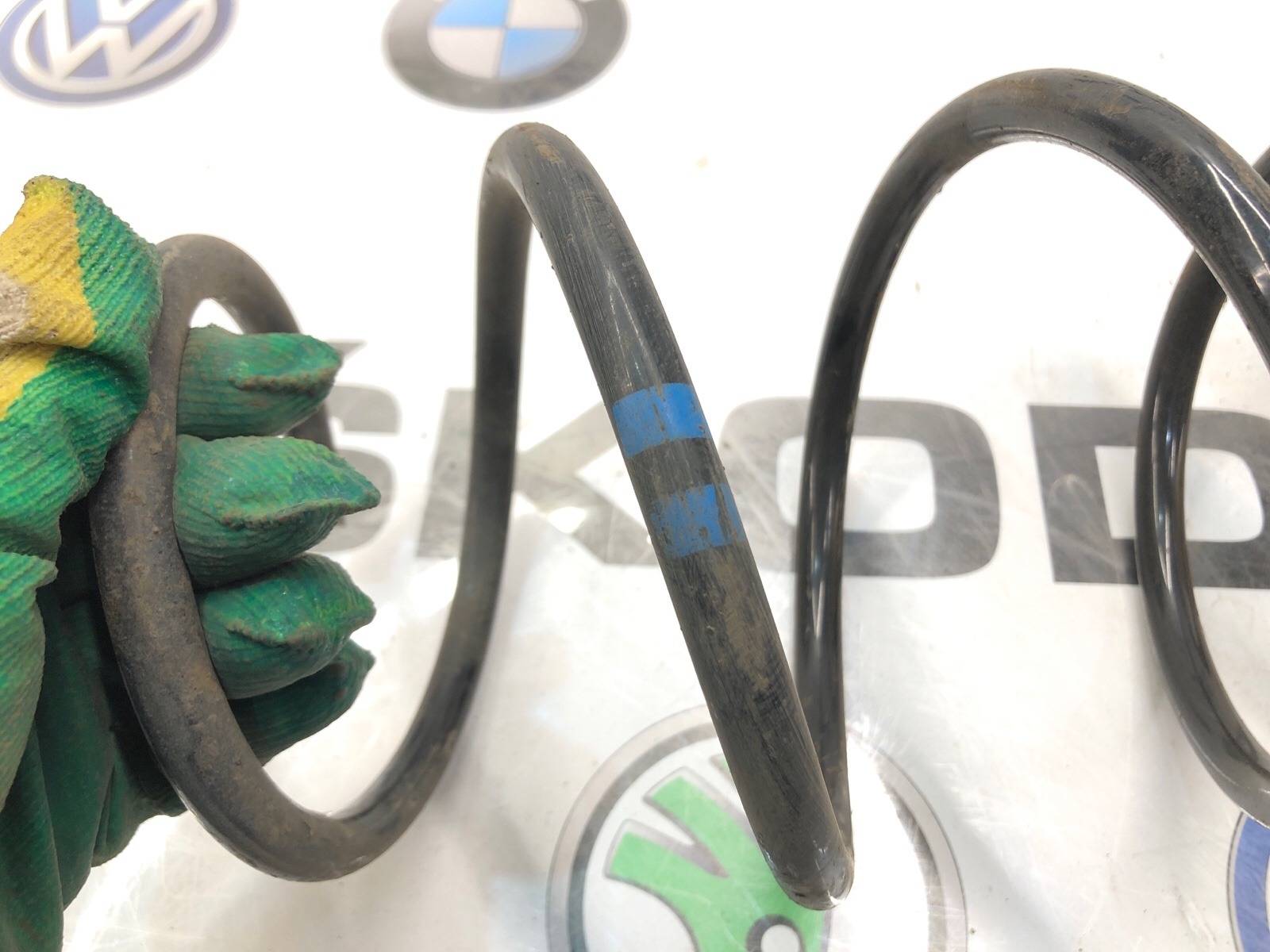 Пружина подвески, 2000 рублей, Москва