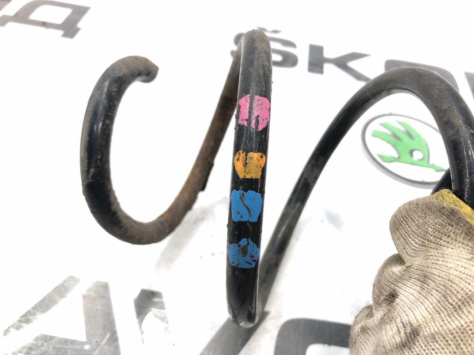 Пружина подвески, 2000 рублей, Москва