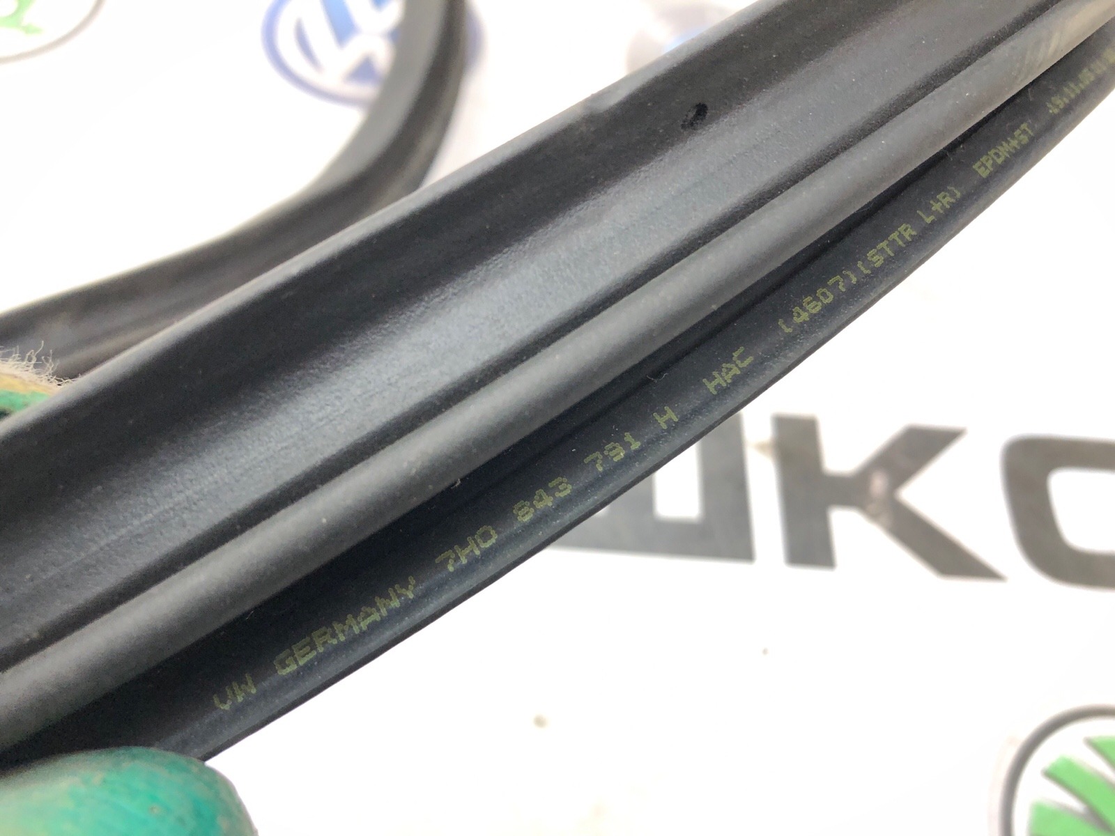 Уплотнитель проема сдвижной двери, 3000 рублей, Москва