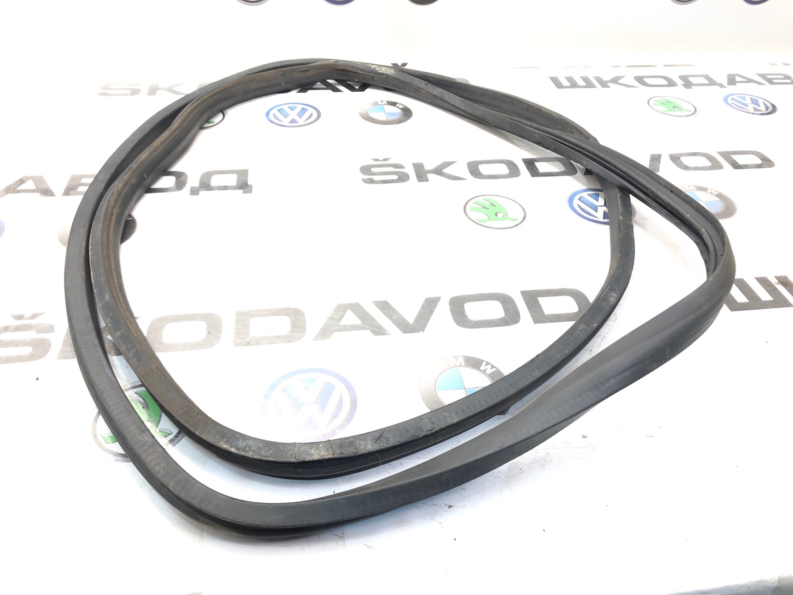 Уплотнитель проема сдвижной двери, 3000 рублей, Москва