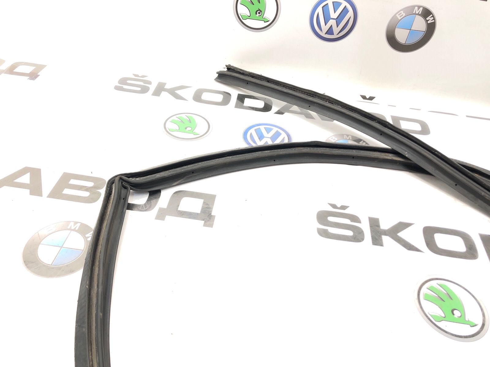 Уплотнитель проема сдвижной двери, 3000 рублей, Москва