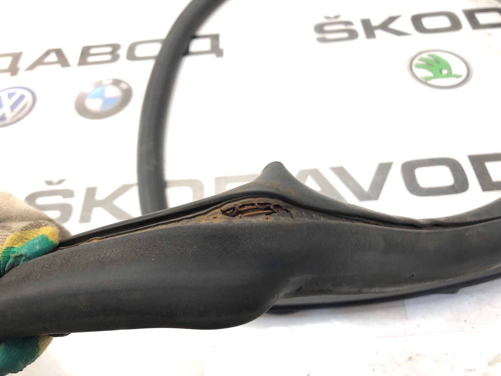 Уплотнитель проема сдвижной двери, 3000 рублей, Москва