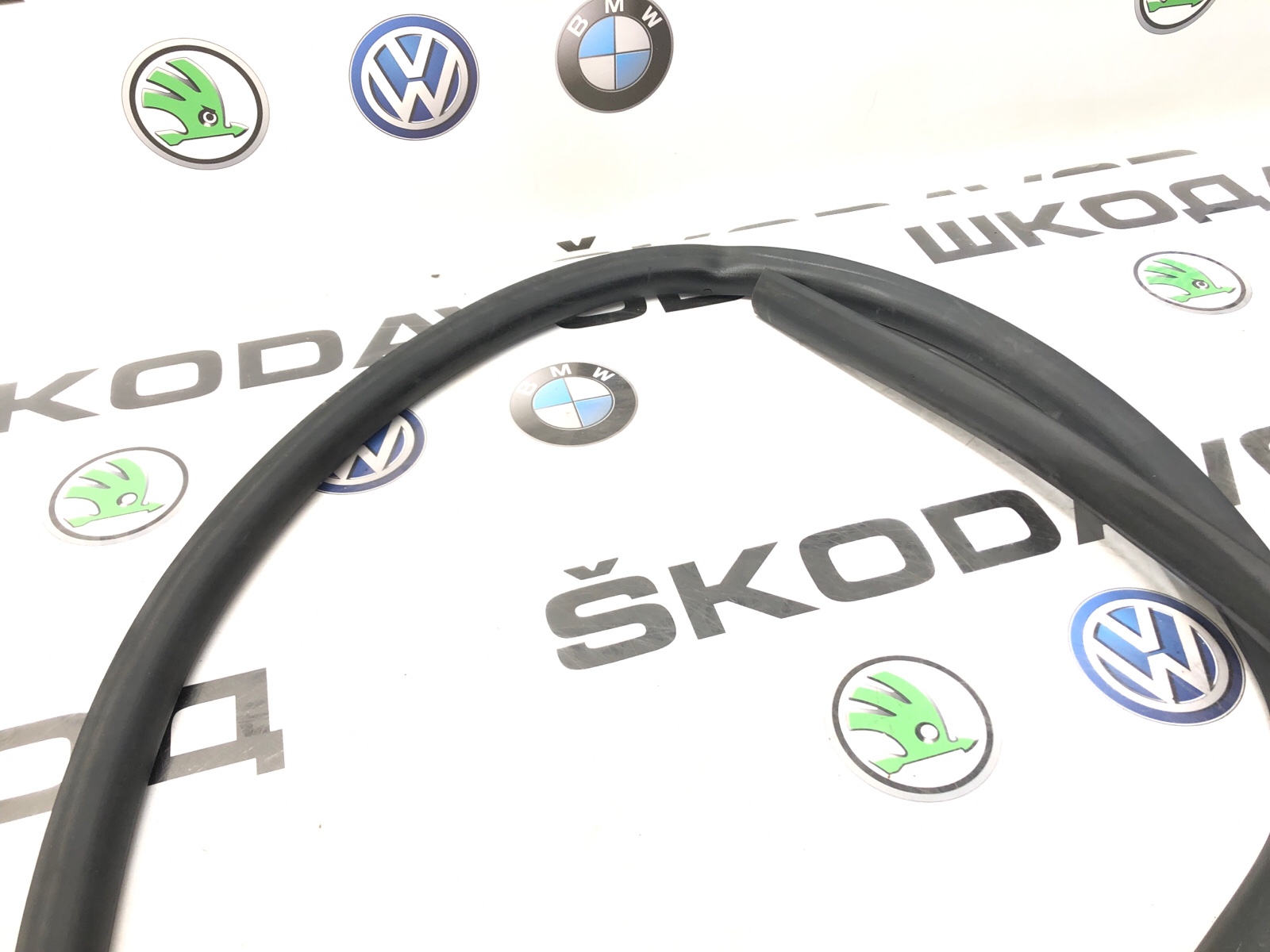 Уплотнитель проема сдвижной двери, 3000 рублей, Москва