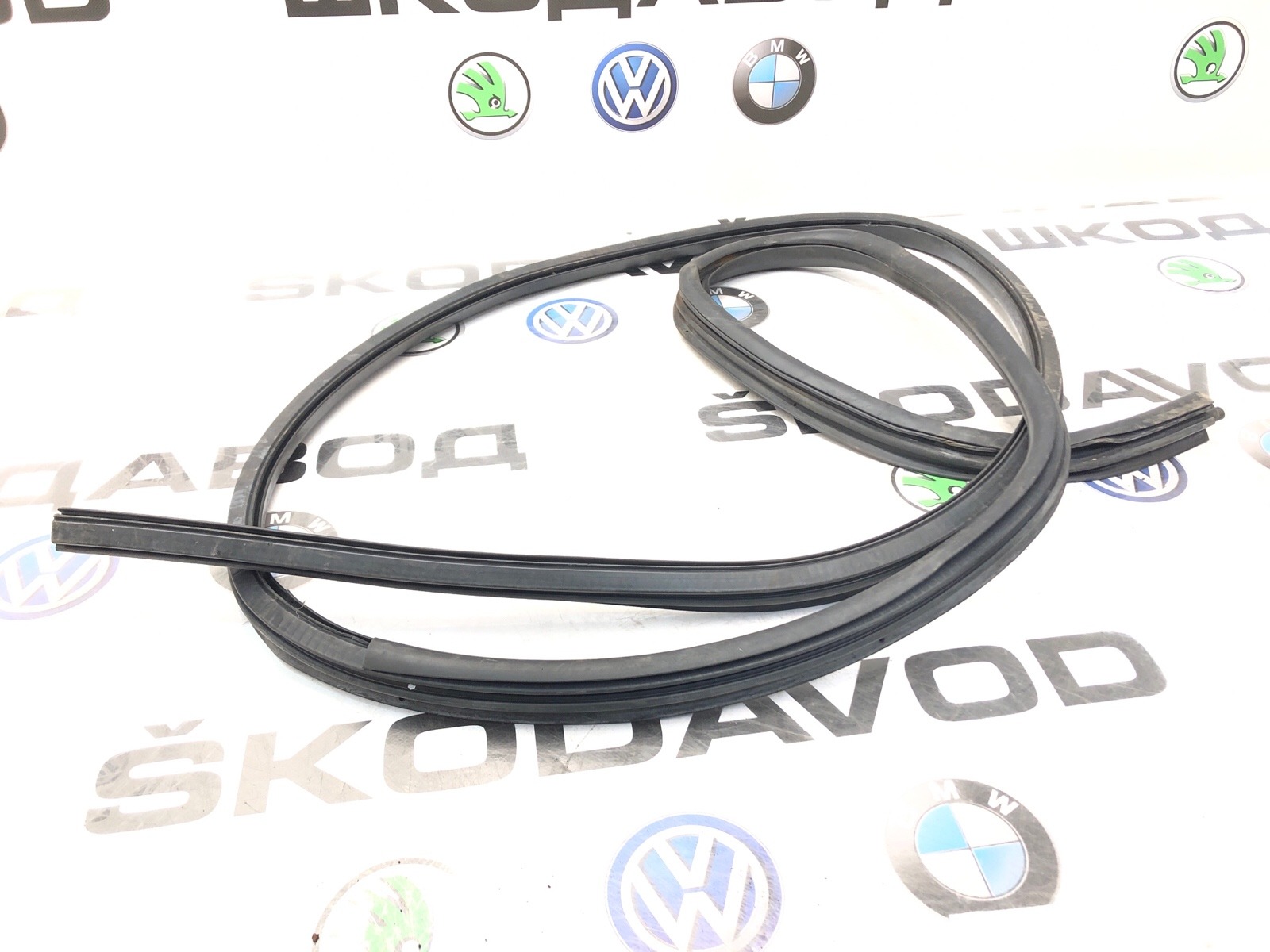 Уплотнитель проема сдвижной двери, 3000 рублей, Москва