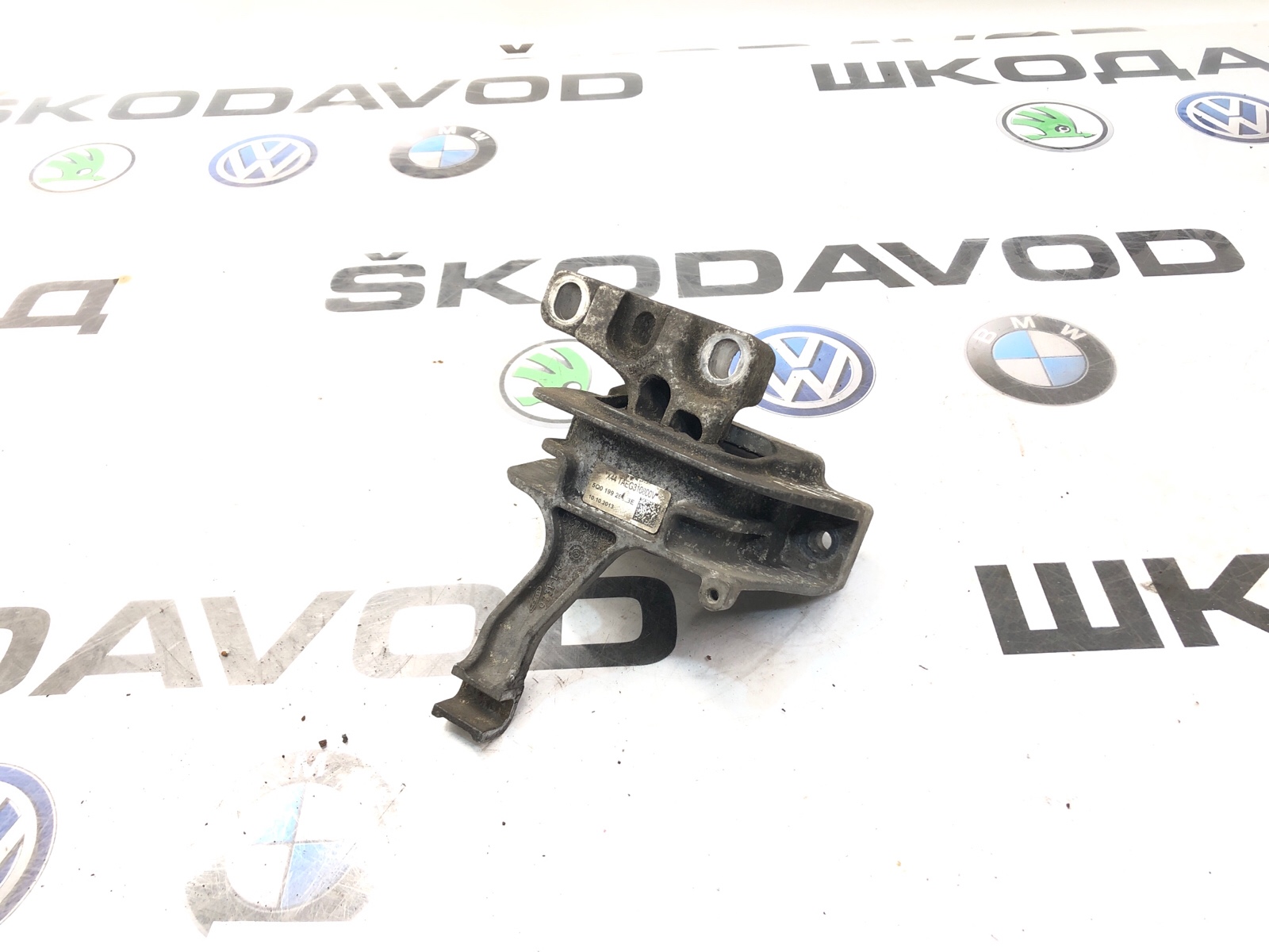 Опора двигателя, 2000 рублей, Москва