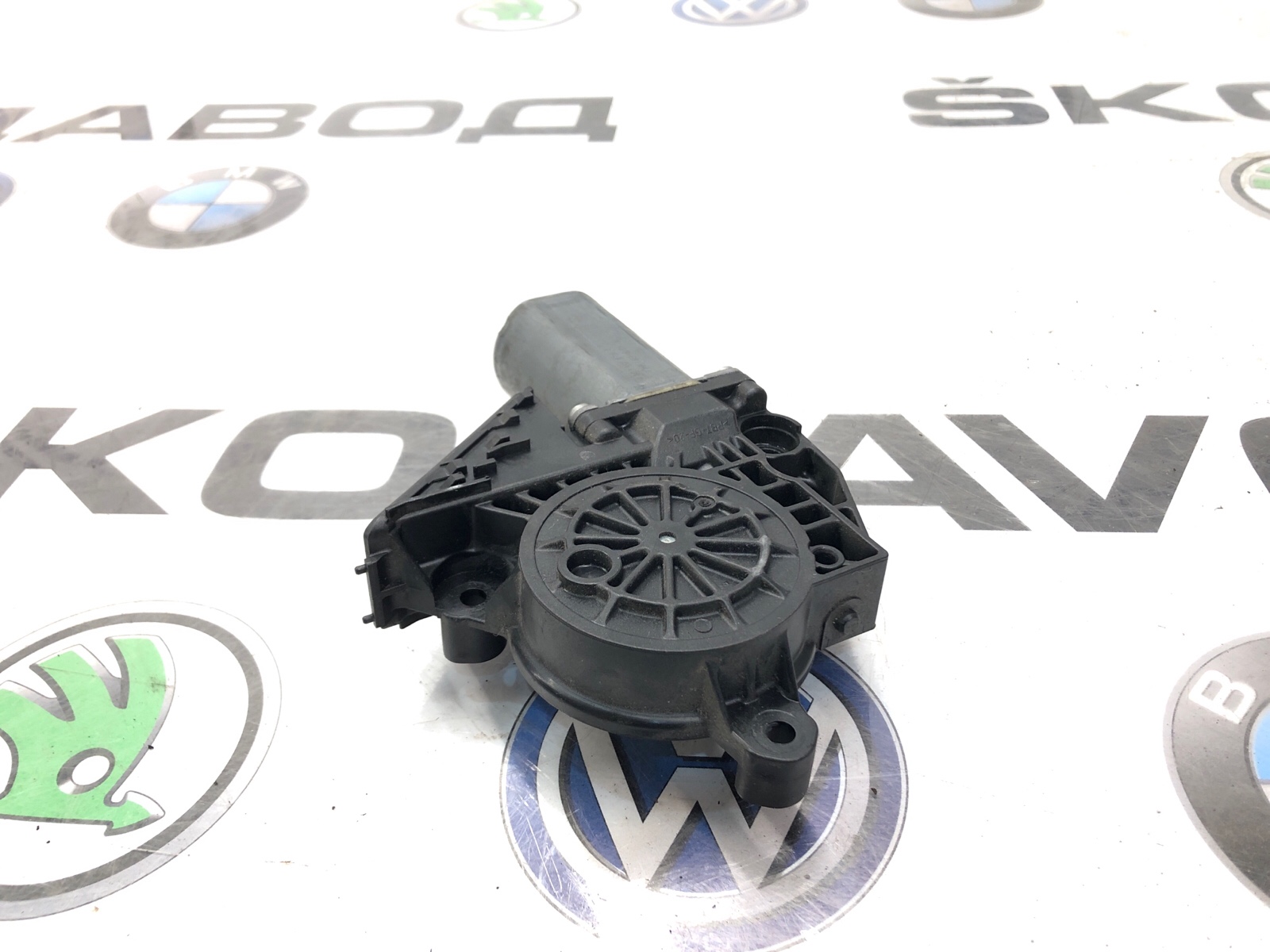 мотор стеклоподъемника, 6000 рублей, Москва