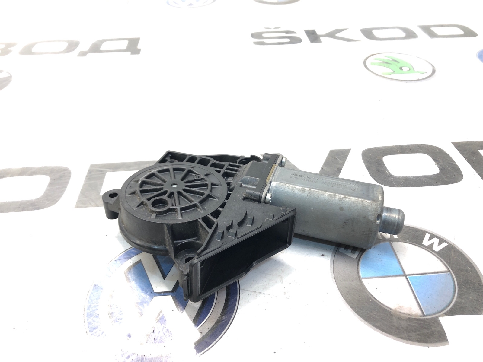 мотор стеклоподъемника, 6000 рублей, Москва