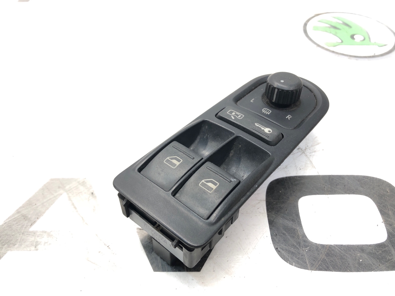 Блок управления стеклоподъемниками, 6000 рублей, Москва