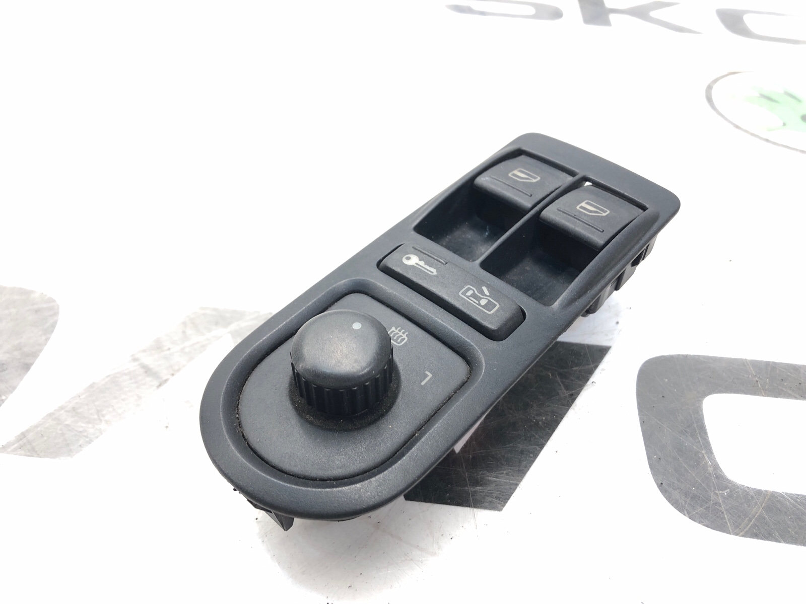 Блок управления стеклоподъемниками, 6000 рублей, Москва