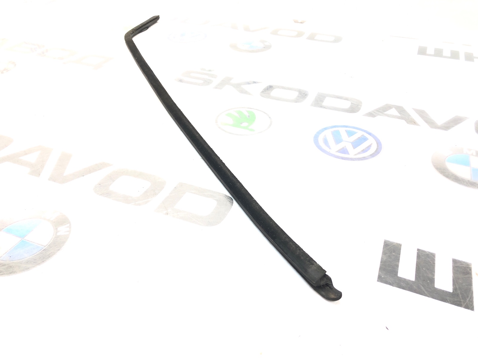 Уплотнитель стекла, 2500 рублей, Москва