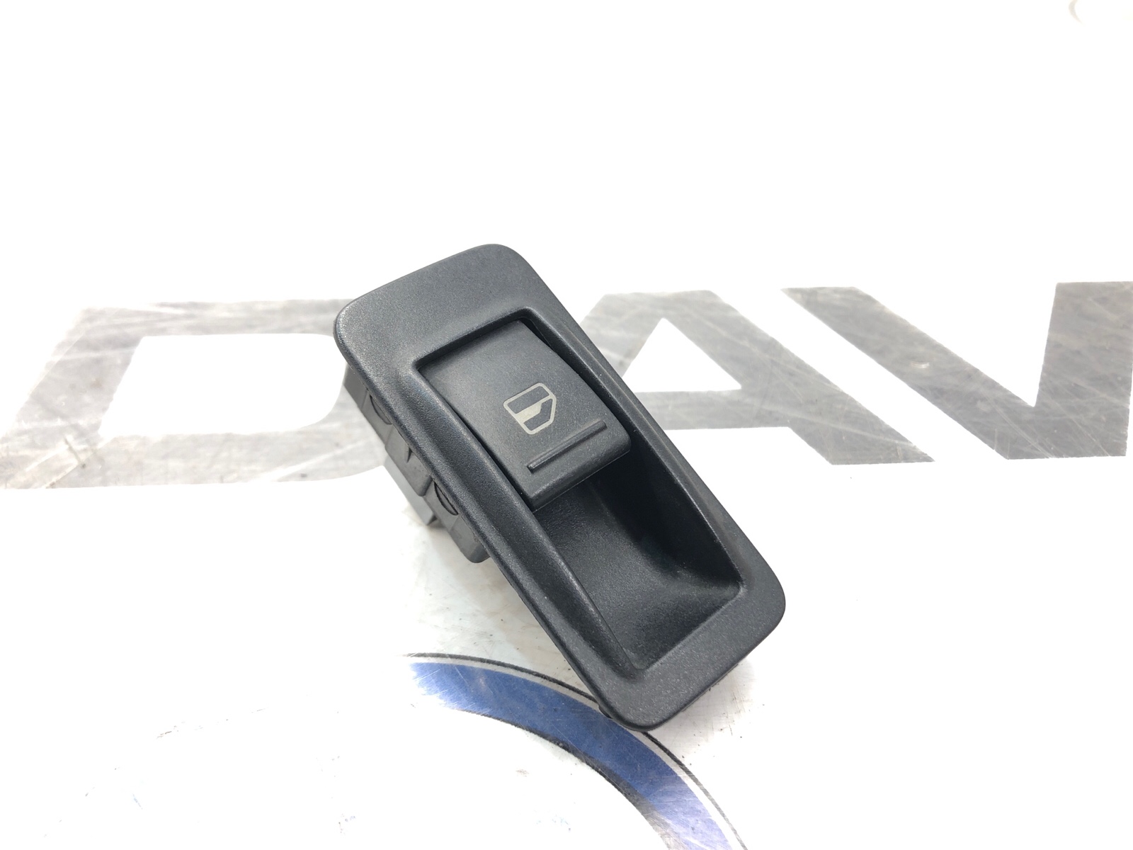 кнопка стеклоподъемника, 1000 рублей, Москва