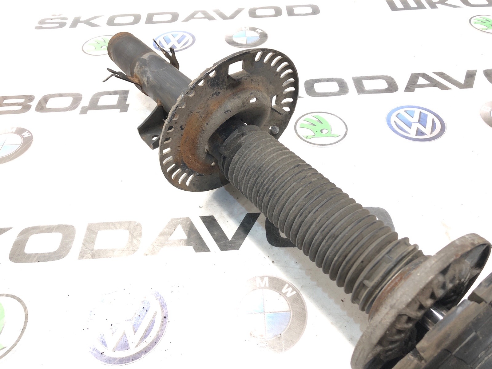 Амортизатор подвески, 2500 рублей, Москва