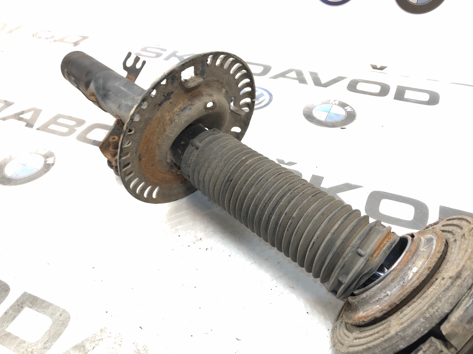 Амортизатор подвески, 2500 рублей, Москва