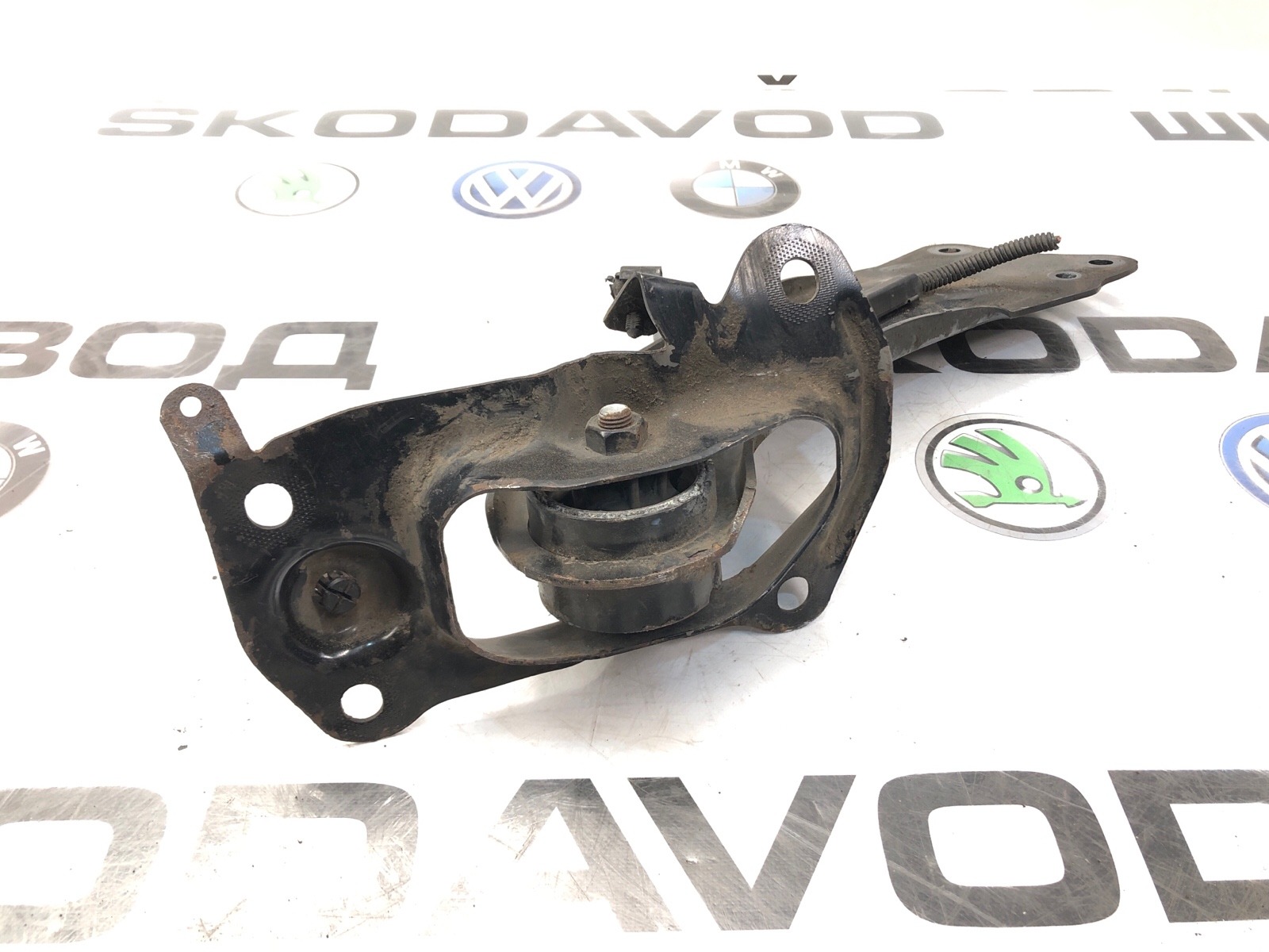 Рычаг продольный, 1000 рублей, Москва