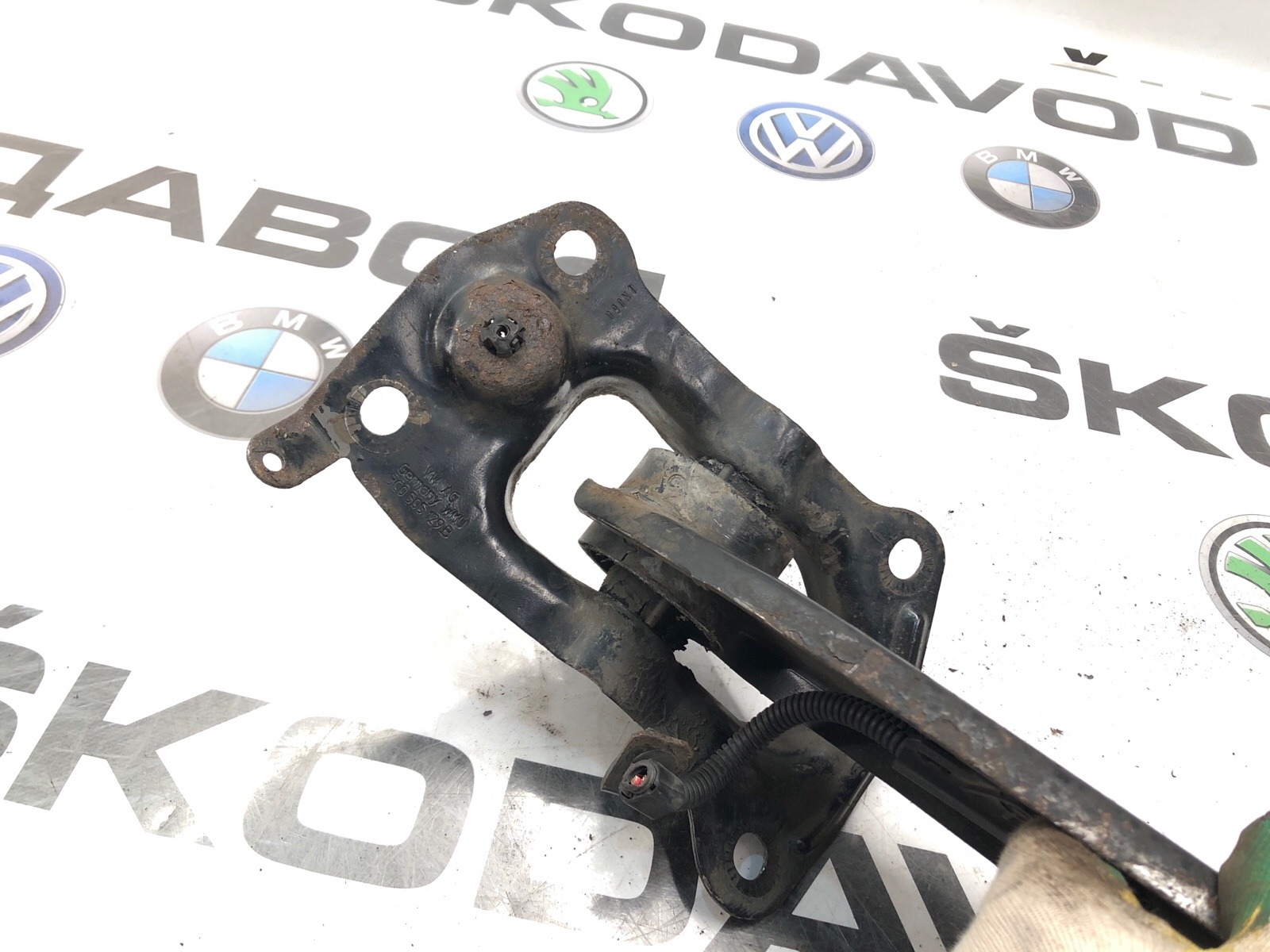 Рычаг продольный, 1000 рублей, Москва