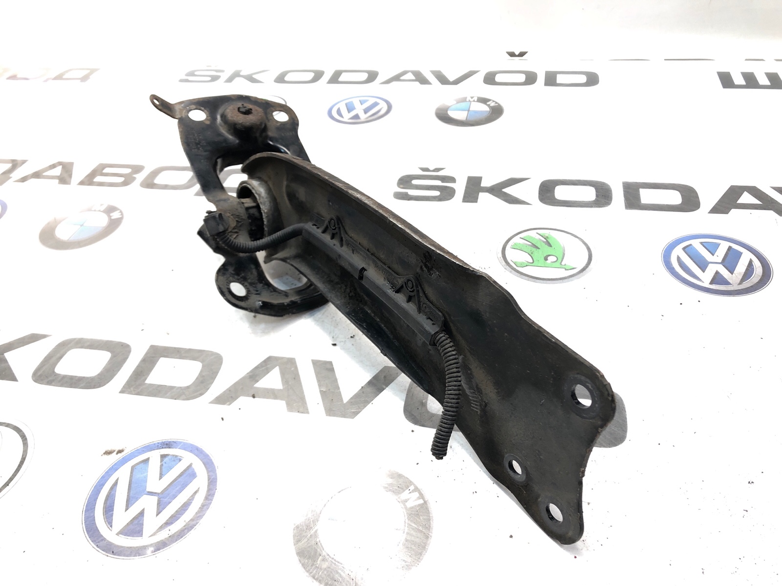 Рычаг продольный, 1000 рублей, Москва