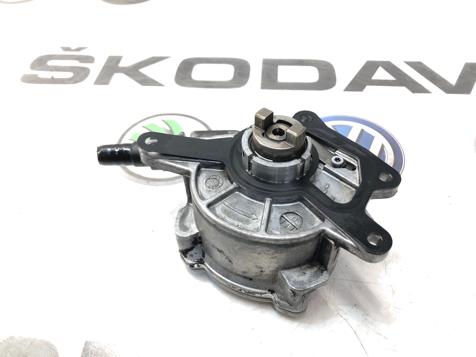 Насос вакуумный, 2000 рублей, Москва