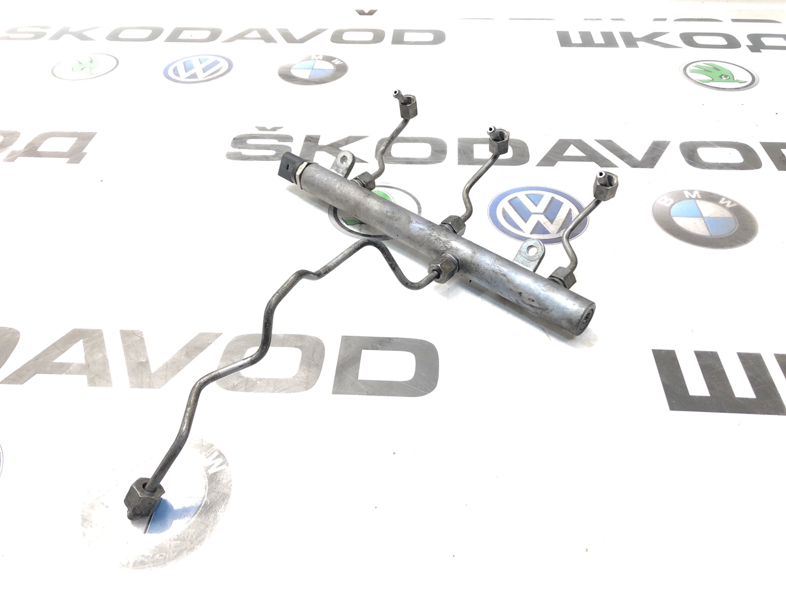 Топливная рампа, 2000 рублей, Москва