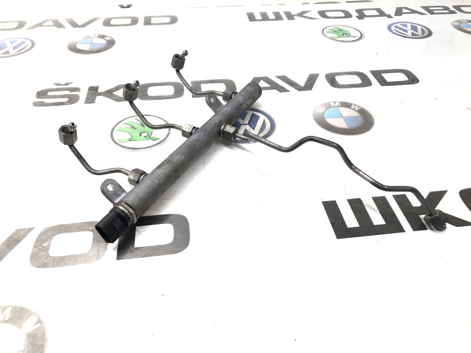 Топливная рампа, 2000 рублей, Москва