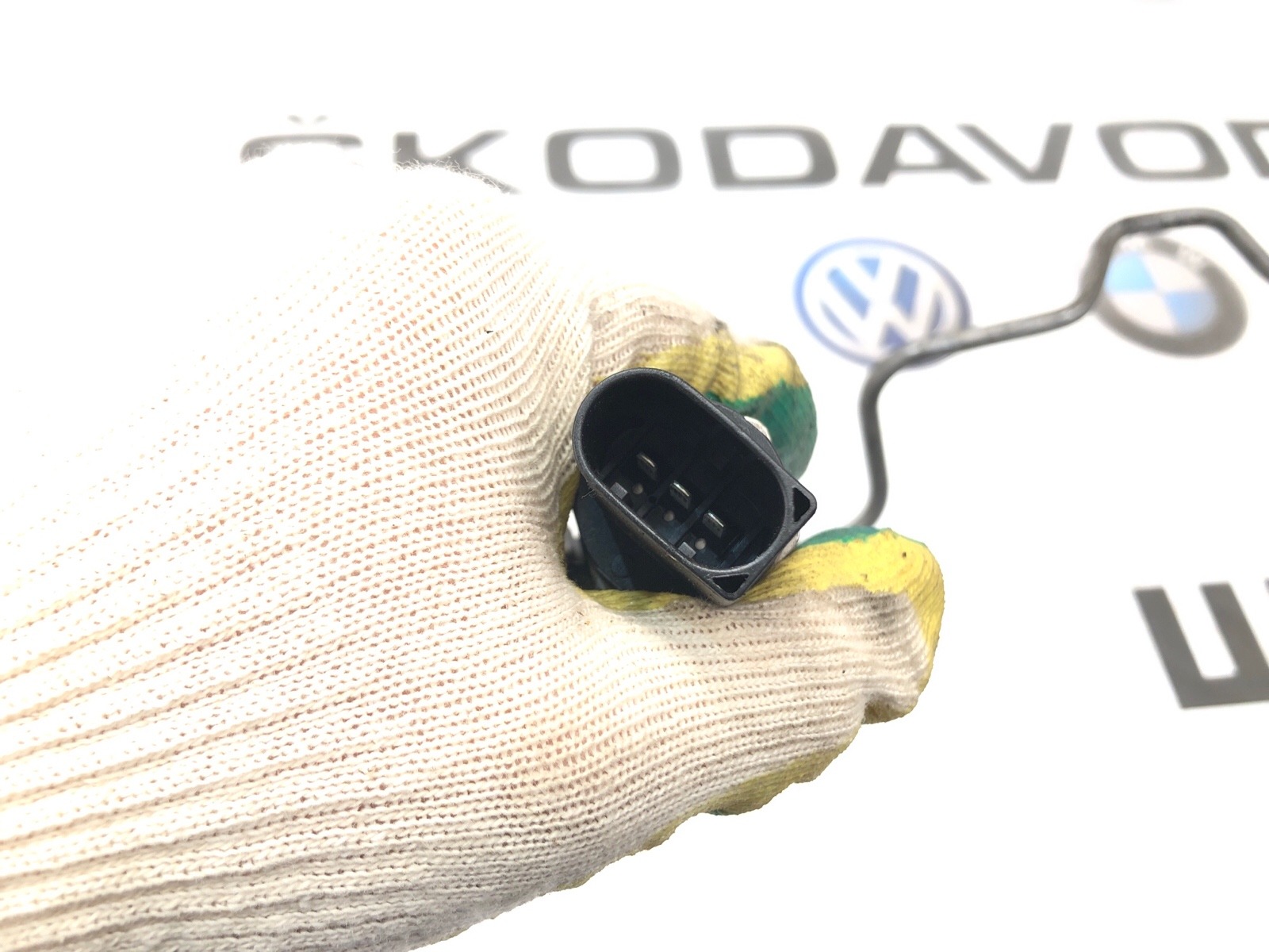 Топливная рампа, 2000 рублей, Москва