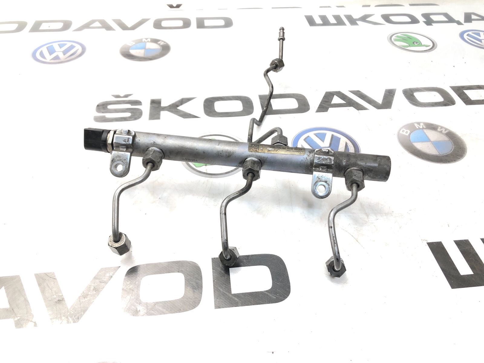 Топливная рампа, 2000 рублей, Москва