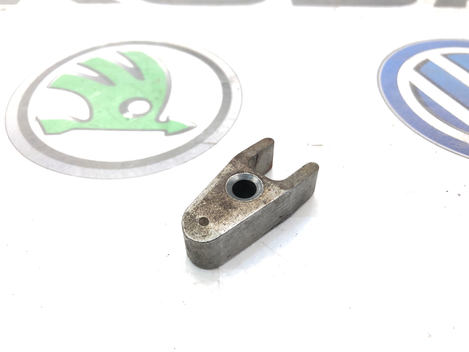 Кронштейн топливной форсунки, 500 рублей, Москва