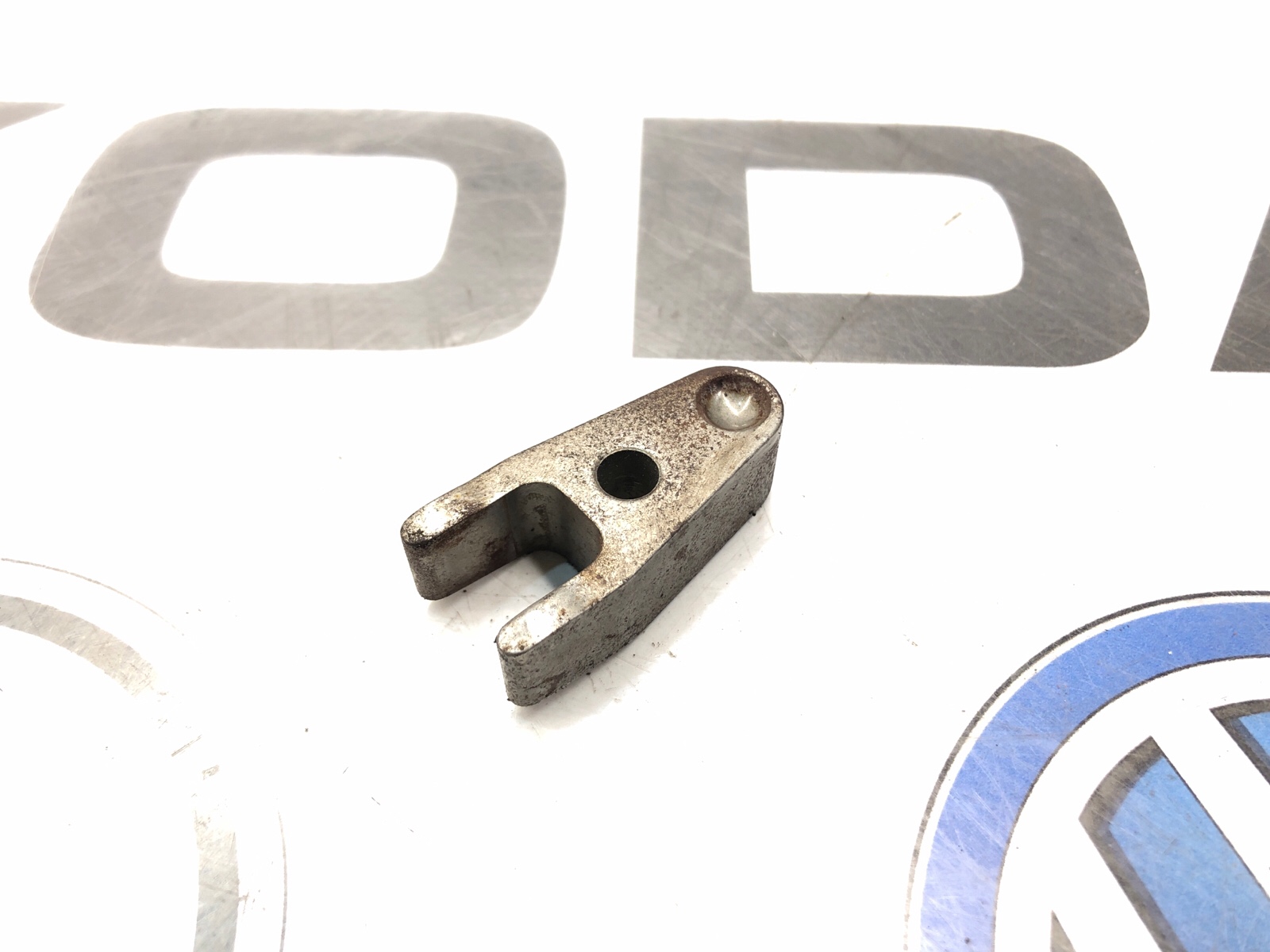 Кронштейн топливной форсунки, 500 рублей, Москва