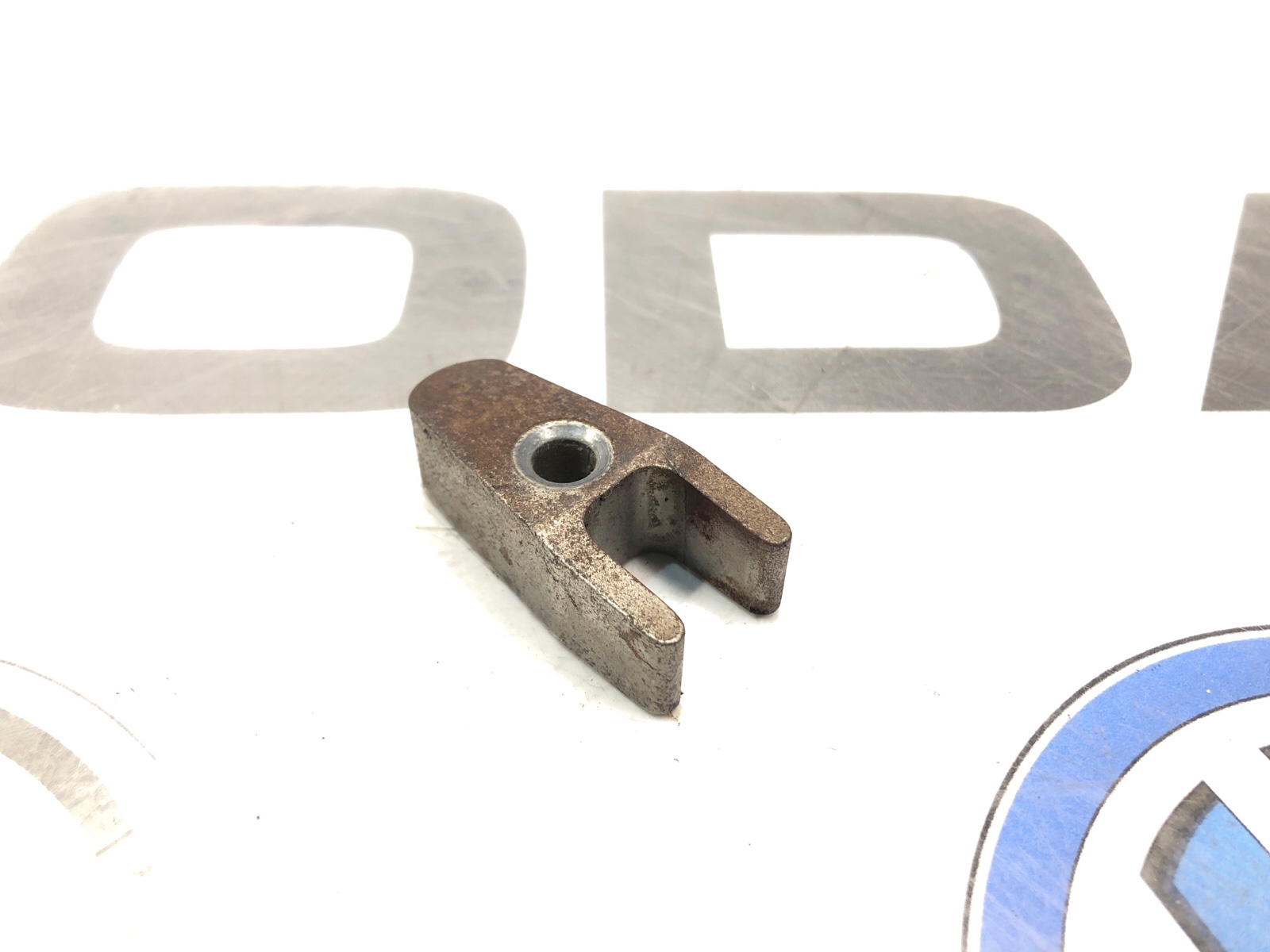 Кронштейн топливной форсунки, 500 рублей, Москва