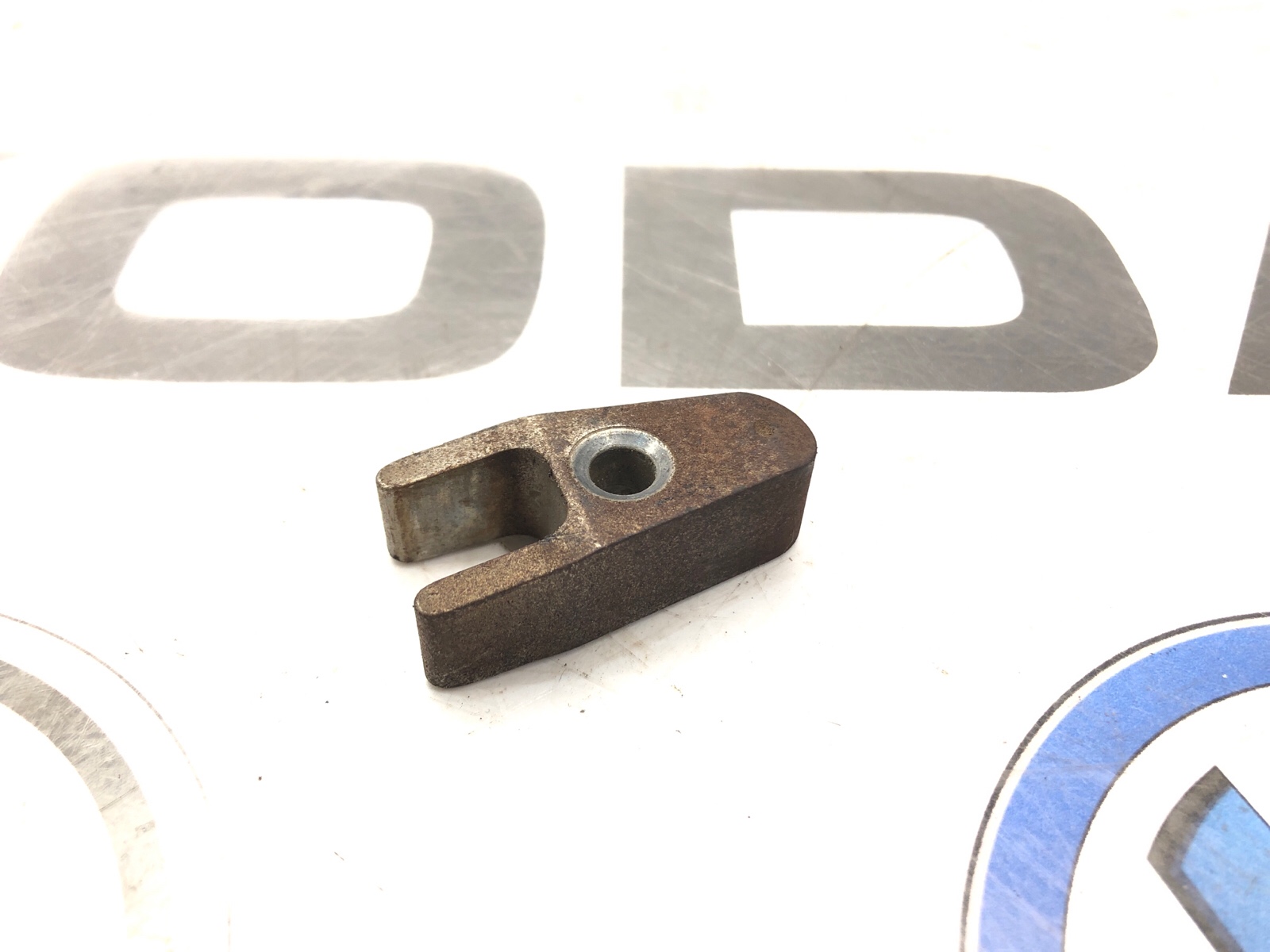 Кронштейн топливной форсунки, 500 рублей, Москва